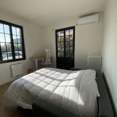 Lutzy Maison Moderne Au Calme Piscine La Teste-de-Buch