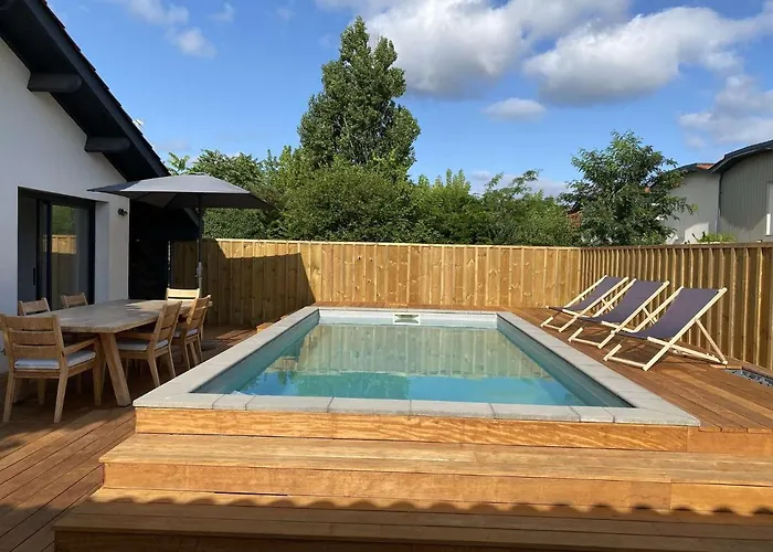 Lutzy Maison Moderne Au Calme Piscine La Teste-de-Buch